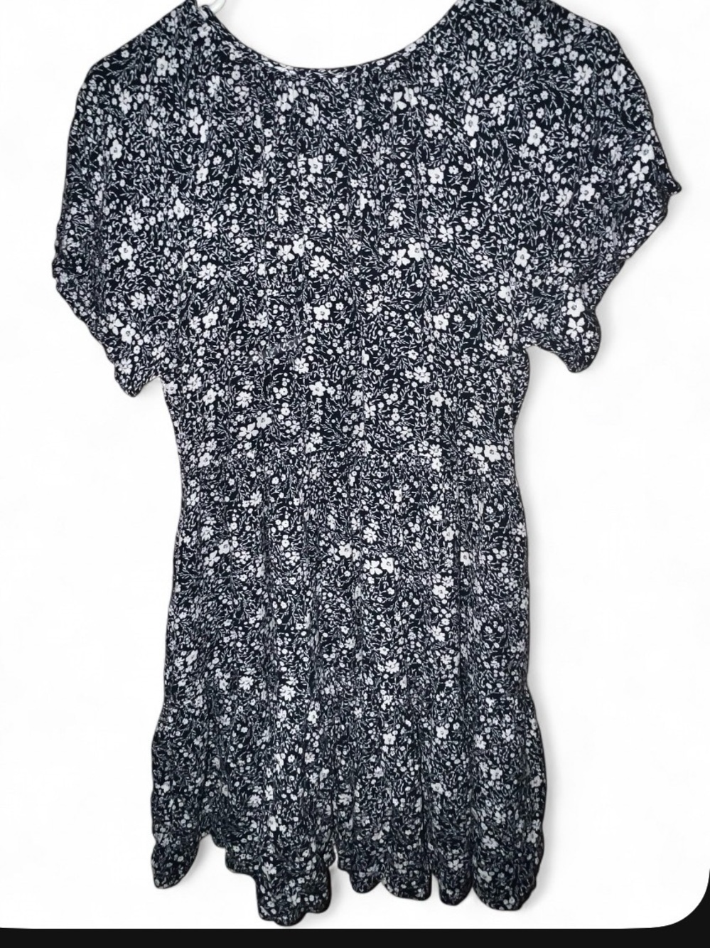 Knox Rose Black and White Floral Midi Dress